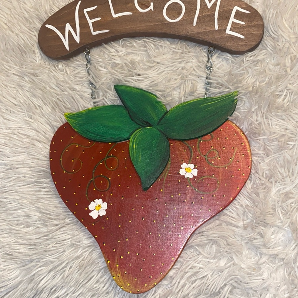 Charming Brown and Green Art & Decals Wall Decor wood Welcome hanging strawberry